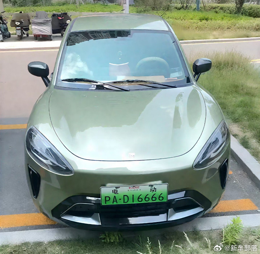 老头乐起诉小米汽车一家20人的老头乐小厂，居然敢起诉小米汽车，申请无效SU7和