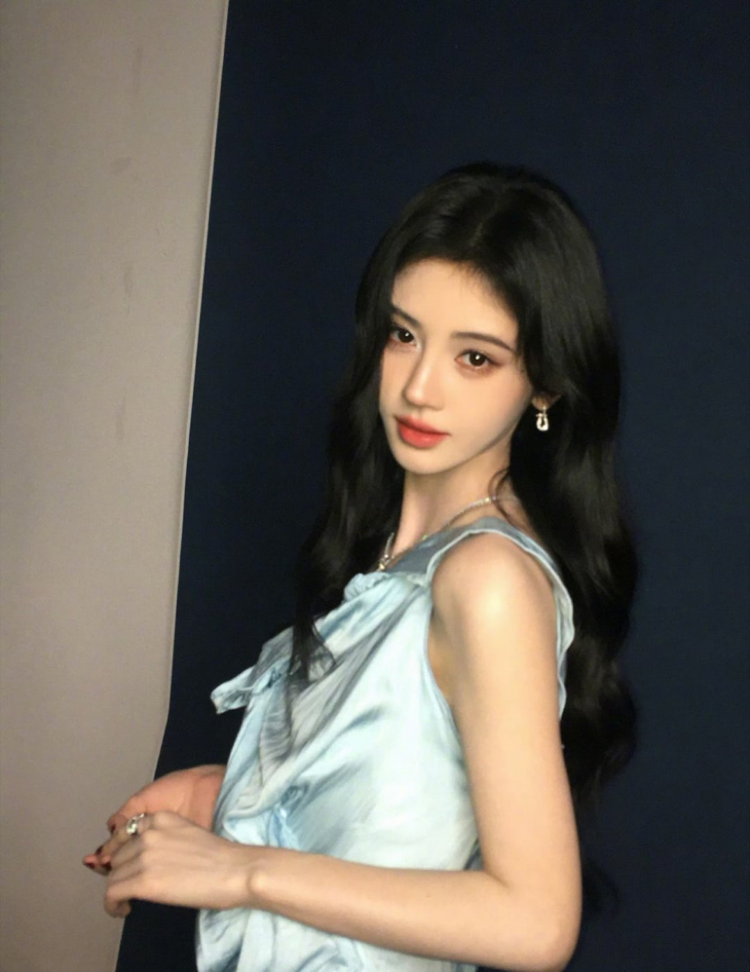 刘大锤说鞠婧祎社交圈简单干净鞠婧祎社交圈干净！出道十二年勤勤恳恳踏踏实实～