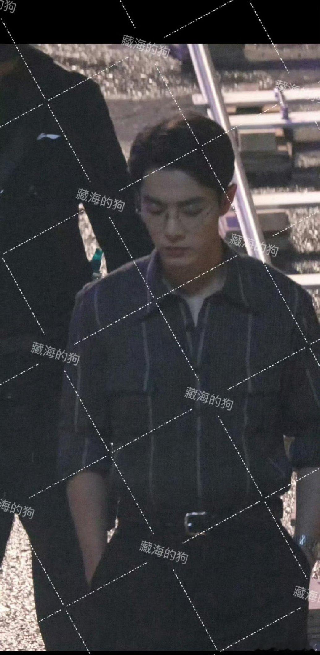 肖战任少白来了​​​