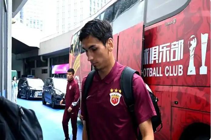 老朋友，河南队第一援！河南队一直默默无声，传的各种信息，但是却是离队的人居多