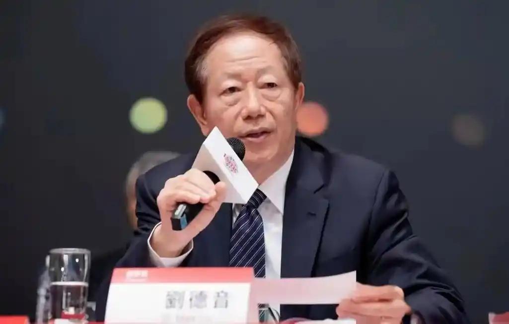 台积电前任董事长发话了！如果中国大陆以武力方式收复台湾，那么你们将会得到的将是一