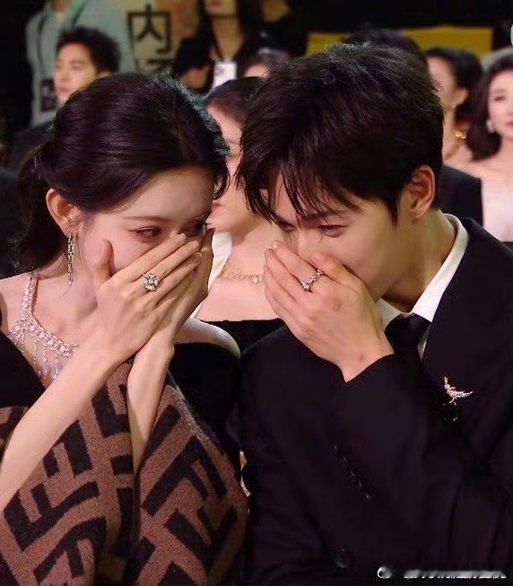 孟子义李昀锐连续三年坐一起Kswl豹豹猫猫