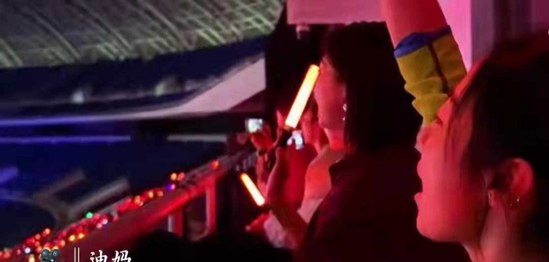 袁心玥彻底归心天津女排？天津女排访问土耳其回来之后获得了短暂的休假，不过网