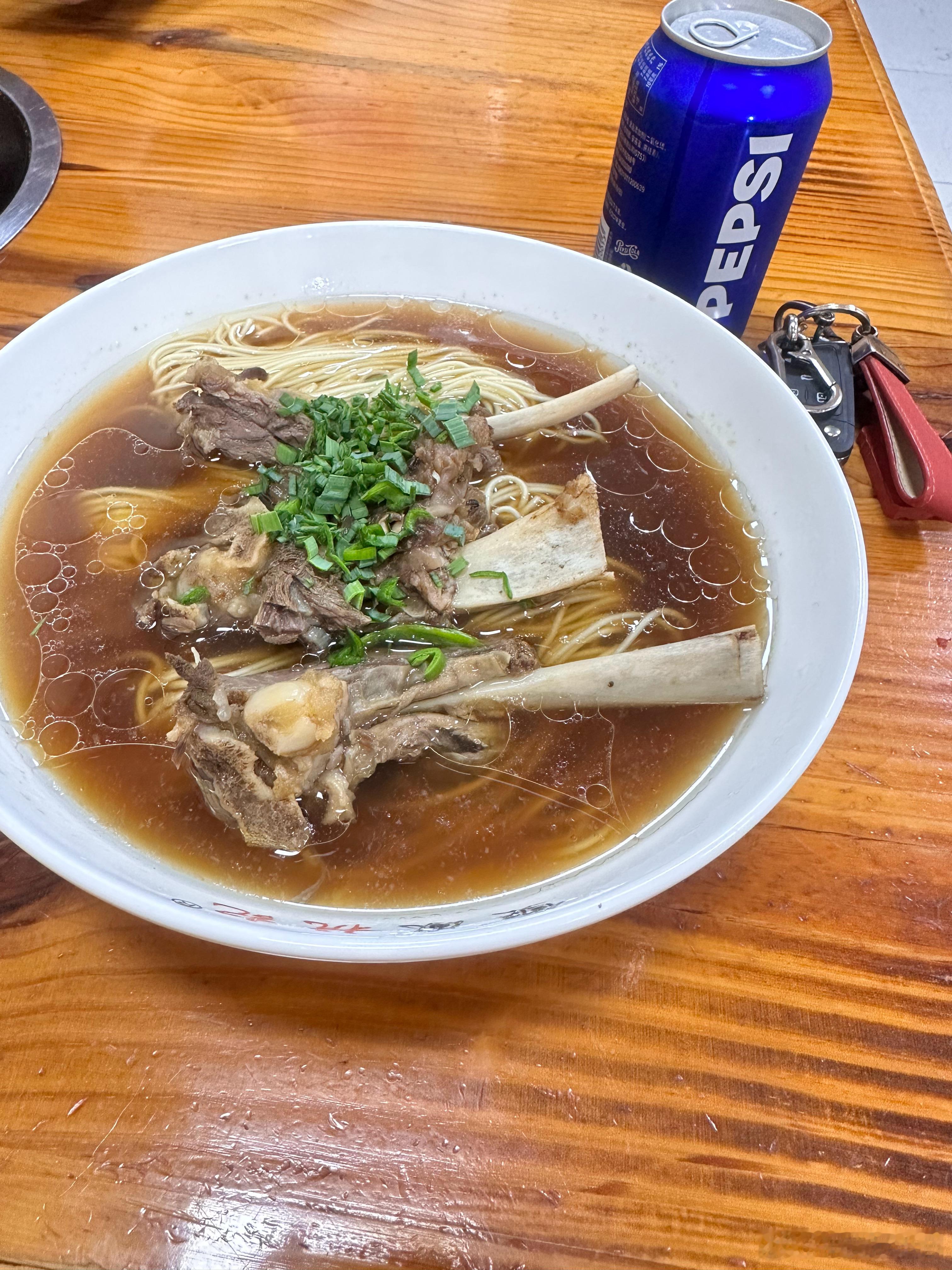 大v聊车天冷了，吃个羊肉面补一下！[吃瓜][吃瓜][吃瓜]​​​