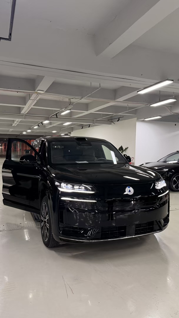 腾势N9闪充特价新车