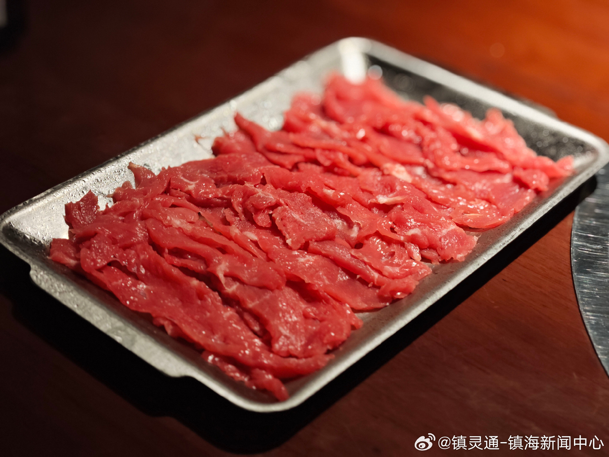 【 生酮饮食模式：高脂肪、适量蛋白、几乎不吃碳水。短期内体重看着掉得快...
