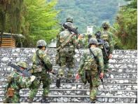 台湾蔡正元博士当着美国人方恩格的面说，就算美国派海军十万陆战队到台湾，即使台湾男