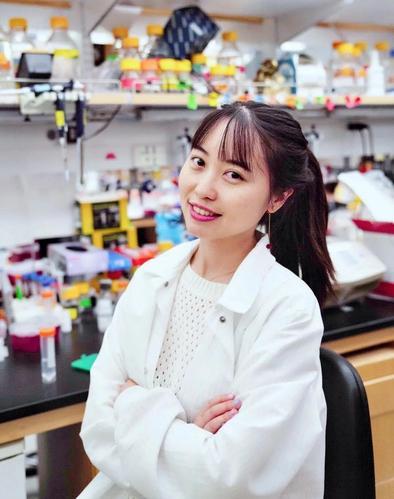 浙大26岁博导闵超，本硕博均深耕马克思主义理论，以独立作者在核心期刊发表论文多篇