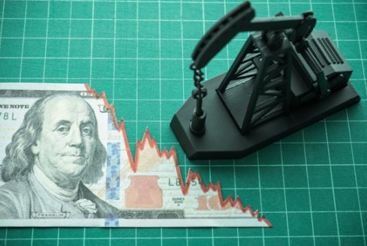 石油美元的体系已经事实上崩解了，法国清空了在美国纽约存放的最后129吨黄金，至此