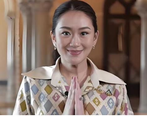 一开始觉得佩通坦挺好的，但是阿努廷一上来直接高下立判，真是人比人气死人。、 