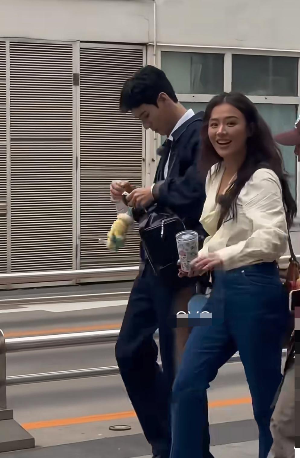 感觉这一季不会有什么抓马事件的，那英有领导权但是会听取他人建议，陈数温柔气质好！