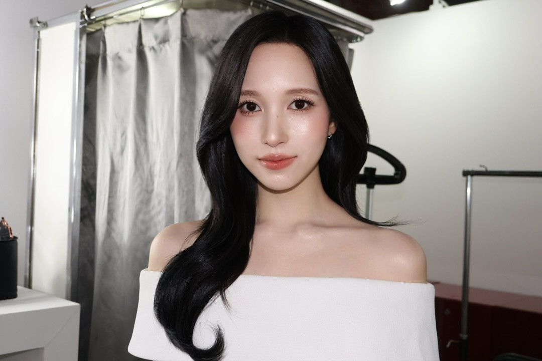 Mina名井南ins更新