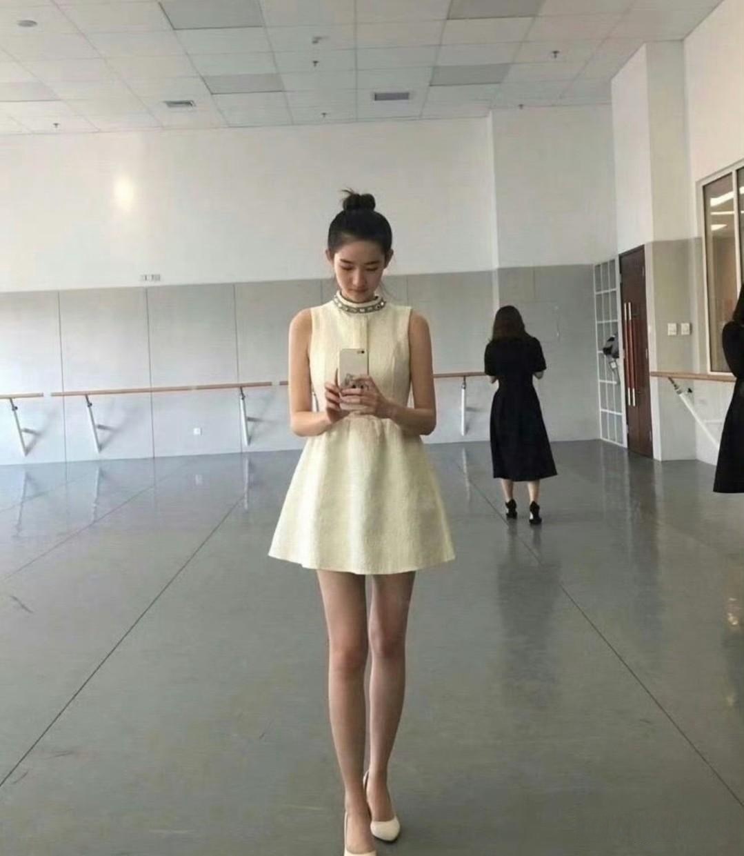王玉雯以前的校花味好浓不敢想象是多少男生学生时代的暗恋对象