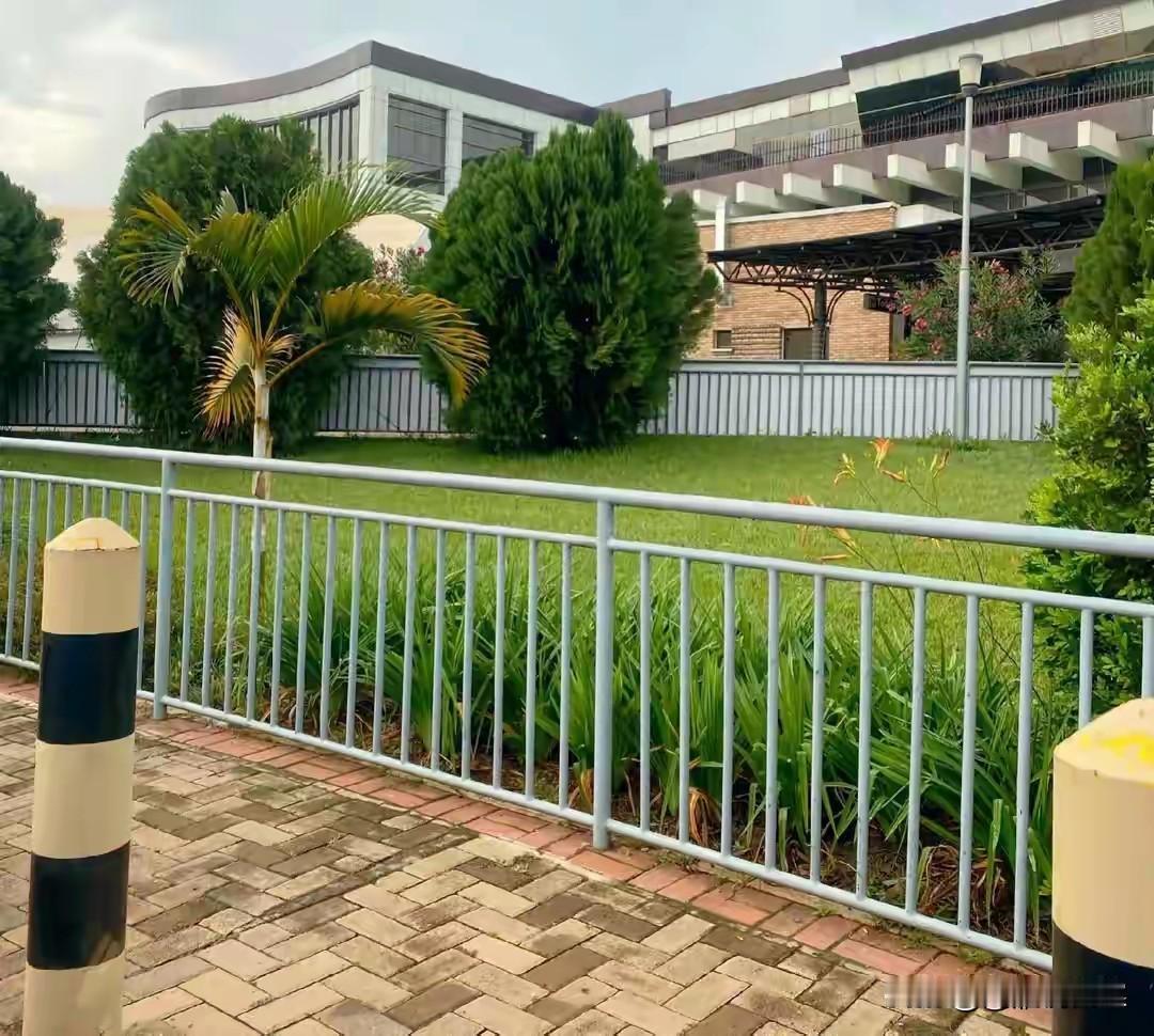 从人间炼狱到非洲最安全，卢旺达抄中国作业，老百姓现在过得怎么样？我