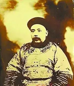 袁世凯明明是被清廷罢官了3年，为什么武昌起义之后，清政府还无法调动北洋新军呢？