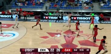 即便过人时候走步，陈家政敢于做动作，对宏远真的是大利好中国国青打加拿大，对方
