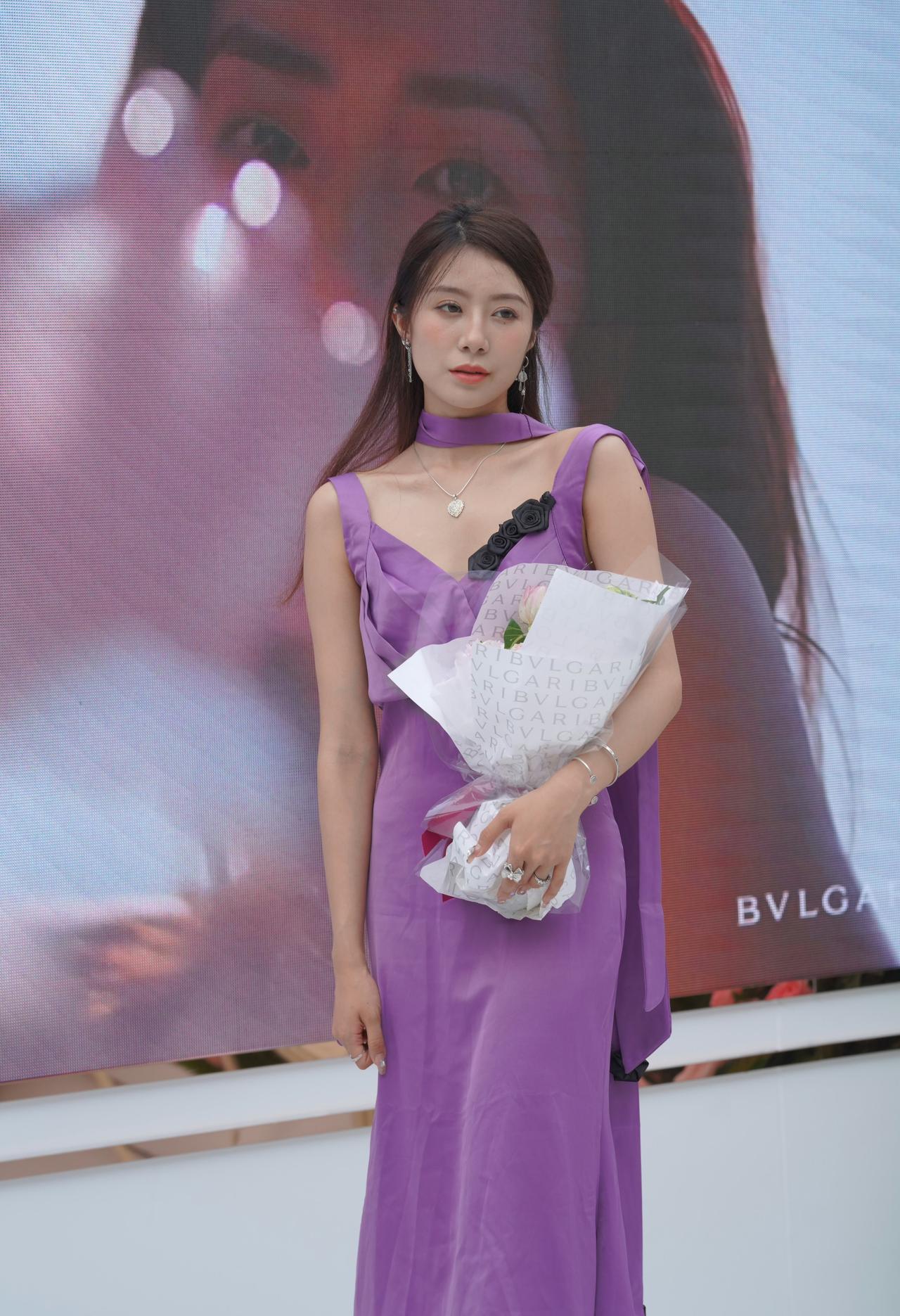 我看看把我拍的好看不？