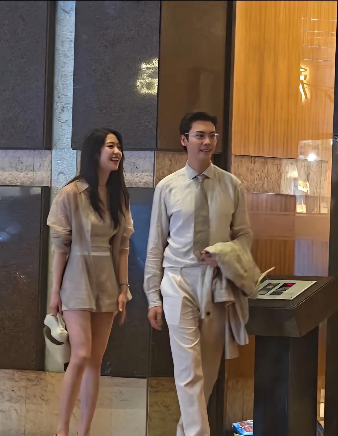 越来越觉得男星陈伟霆才真的是超级大帅哥。重要的是陈伟霆有礼貌，有格局，知进退，沉