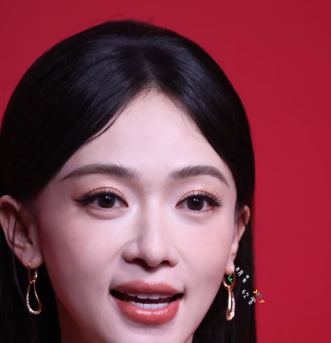 原来怀孕真的能让人“二次发育”刷到吴谨言产后复出，营销号都说她身材没