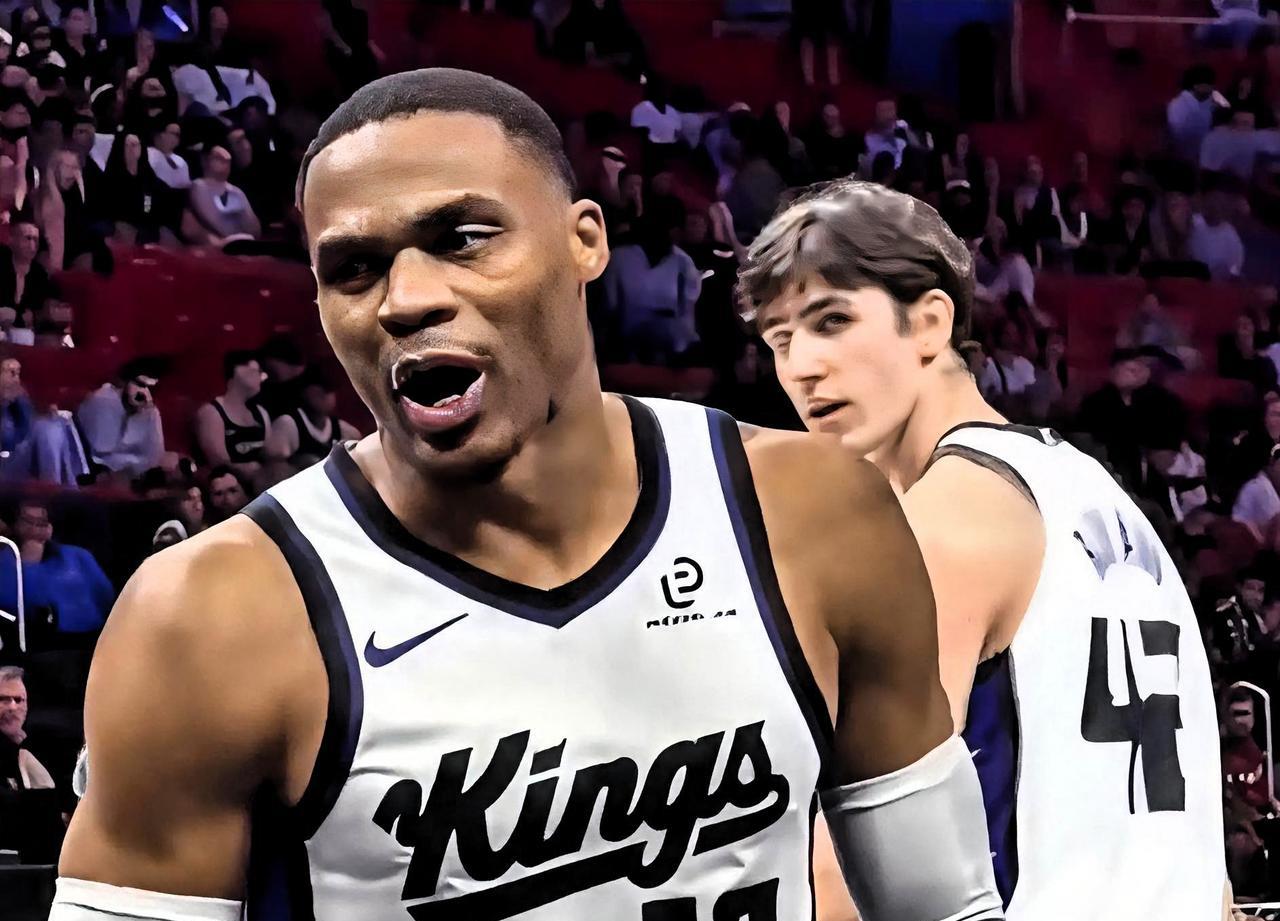 国王老将威少真是开不起玩笑啊！今日，美媒Fullcourtpass转发了比赛中