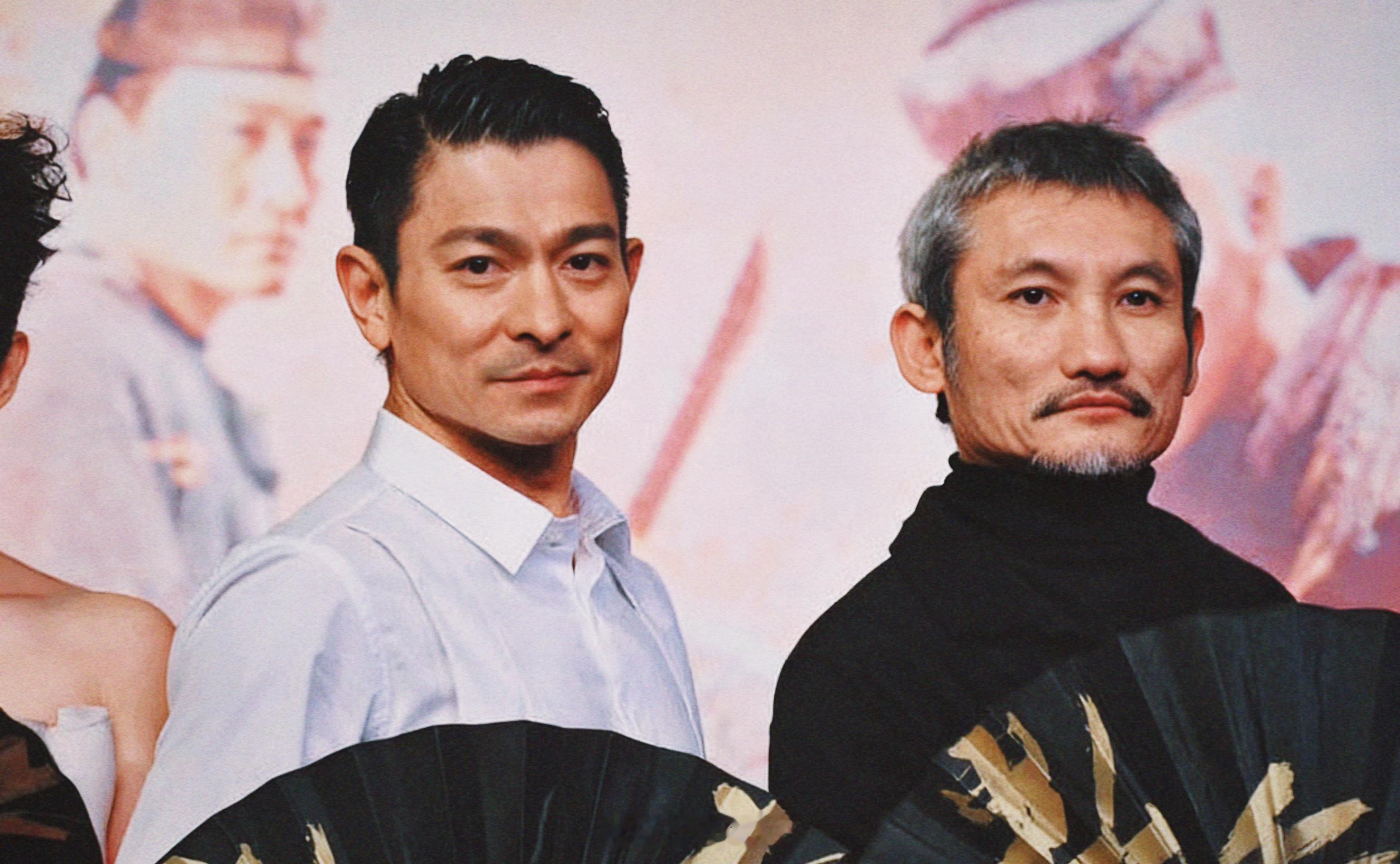 刘德华搭乘花絮去幕后英挺的狄大人和他霸气的扇子🪭——2010年，刘德华刘德华