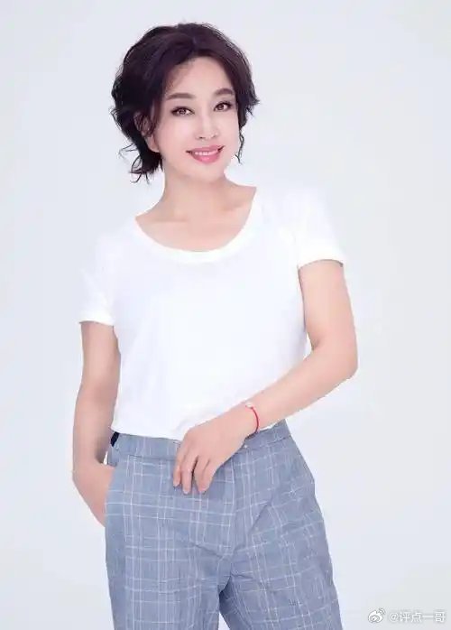 真的假的？我在北京读书那会儿刘晓庆被查一回，那次动静挺大的。这次感觉不像真的，实