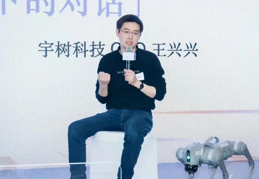 王兴兴凭啥以千亿身家拿下90后首富？别光顾着吹他偏科逆袭，真相是他站在了中国硬科