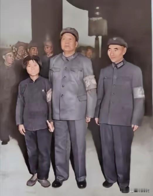 1966年13岁的焦守云被安排到天安门观礼，并和毛主席合影！焦守云是焦裕禄的女儿