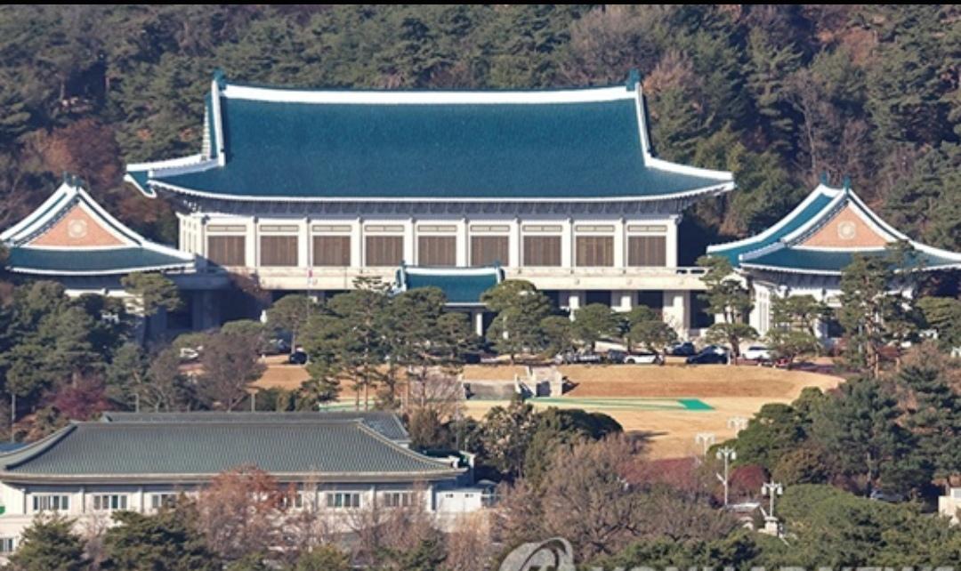 拨乱反正！李在明将于29日入驻青瓦台办公。这意味着被尹锡悦耽搁3年有余的“青瓦台