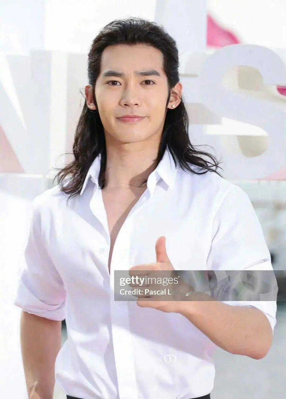 于适被吐槽是不是因为被颜值崩了