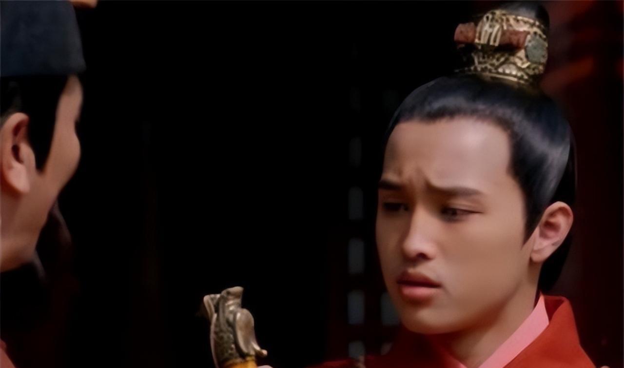 643年，齐王李佑谋反，老爹李世民指着他质问：“朕对你百般容忍，你却杀我忠臣，祸