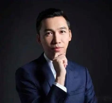 边风炜：3年持有3亿收益，传奇“老登”的投资哲学！我身边有多做股票做得很好的