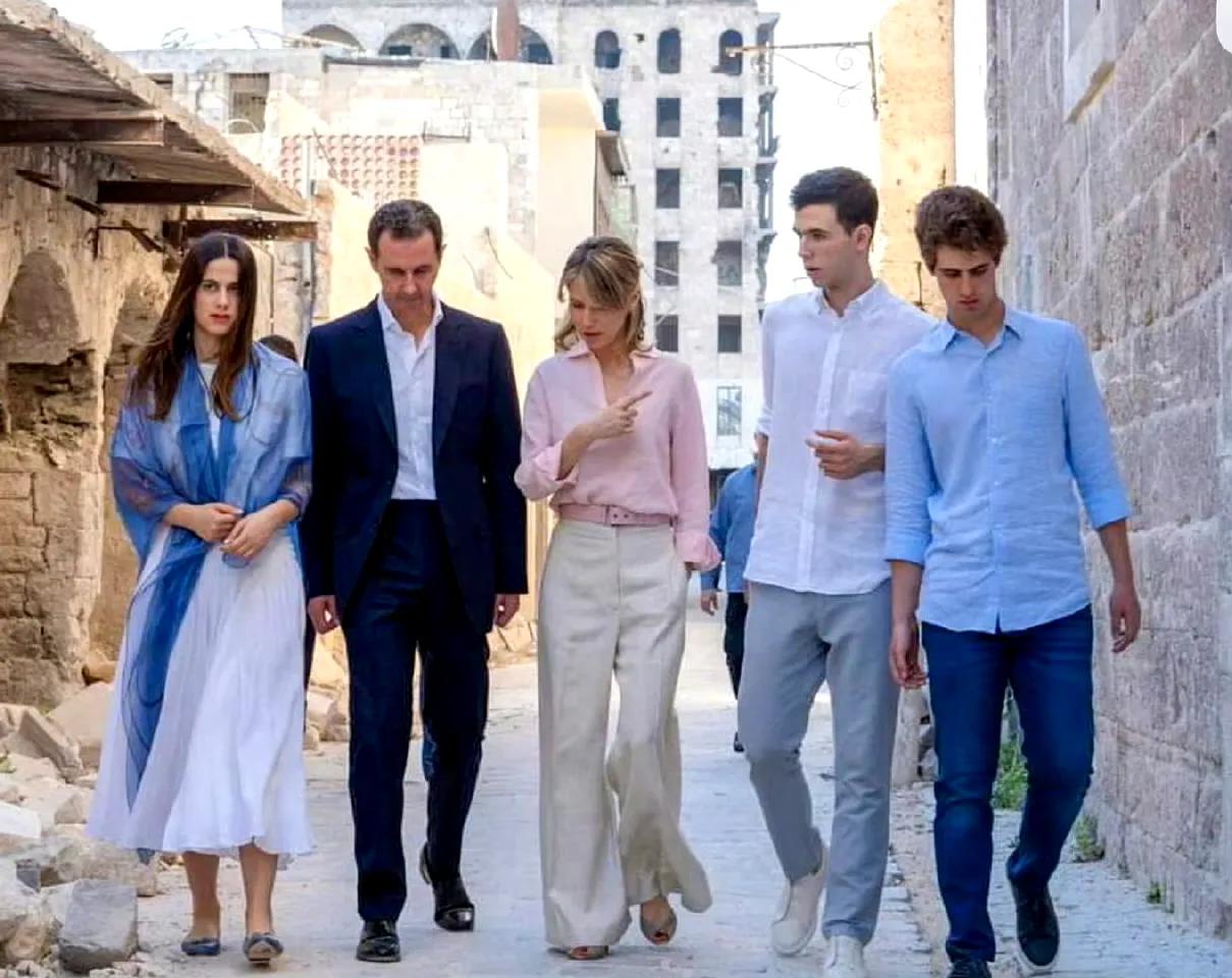 叙利亚前总统阿萨德近况曝光谁能想到，昔日一国总统阿萨德，如今在莫斯科重拾眼