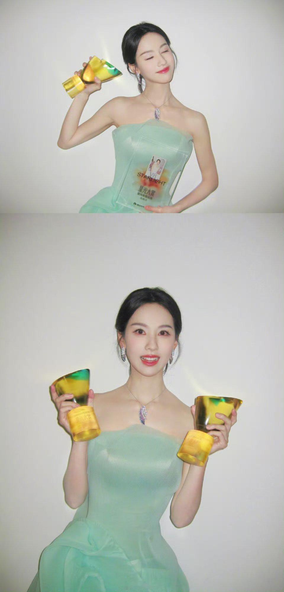 一想到这个陈都灵满场集邮合照就觉得此女非常萌了！！！