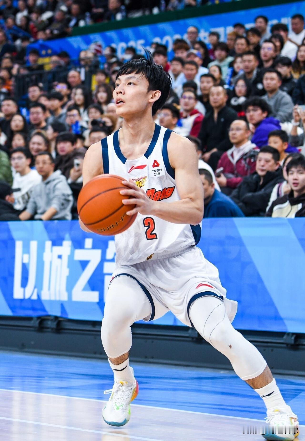 25-26赛季CBA全明星第一周投票南区票选结果一览：前场排名前六球员：0