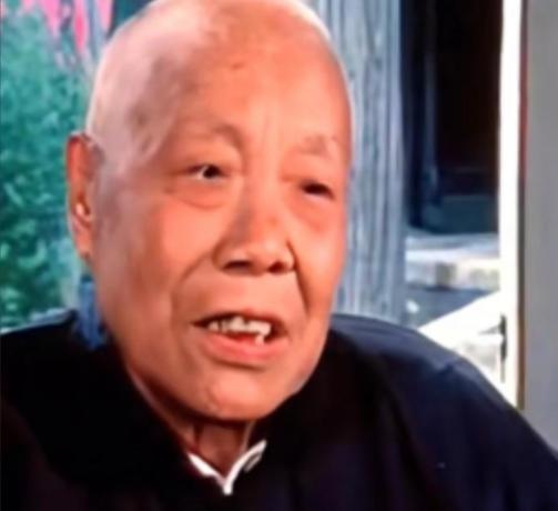 清朝太监回忆：妃子洗澡从不用手和避讳太监，十分侮辱人。中国最后一个太监孙耀庭回忆