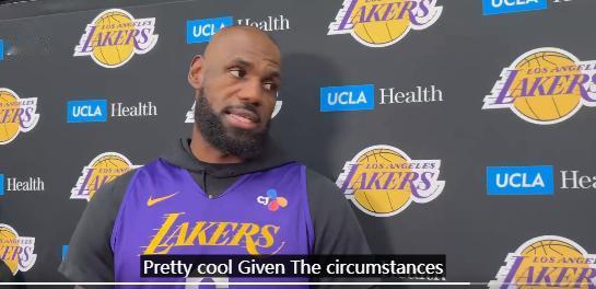 勒布朗诠释何为伟大的父亲角色，勒布朗谈到了与儿子布朗尼一起在季后赛打球的快乐。勒