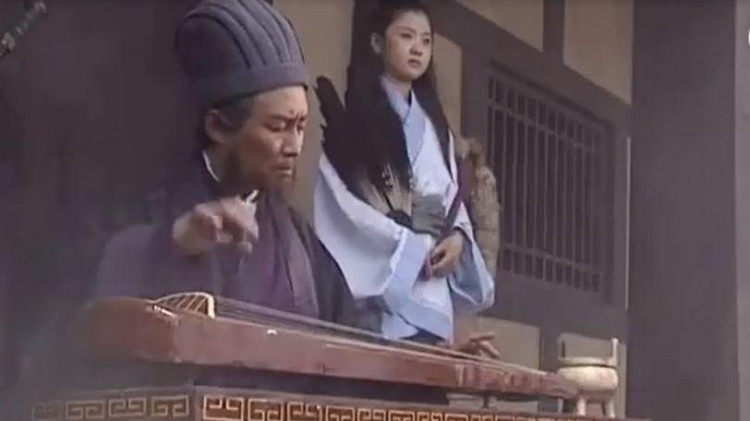 网络各大名人倾情演绎B站神曲《寄明月》，奥特曼、泰迪前来伴舞，让你瞬间上瘾