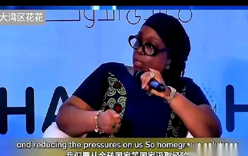 我们的钱，是去搞慈善的，不是去挣钱的。而且，在你们那儿挖出来的矿，必须在你们那