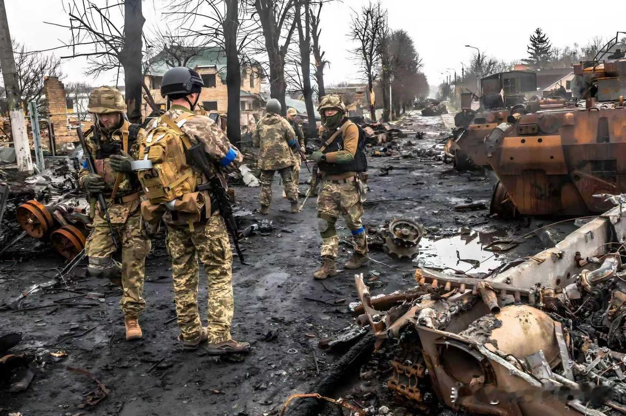 俄罗斯本来有机会拿下乌克兰，但迟迟没有攻克的真正原因，正好印证了毛主席的一句预言