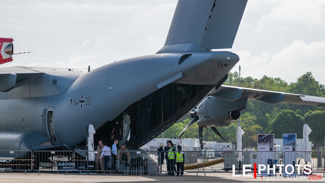 贵有贵的道理吗？空中客车A400M货舱设计尺寸17✳4✳4米，运载能力37吨，可