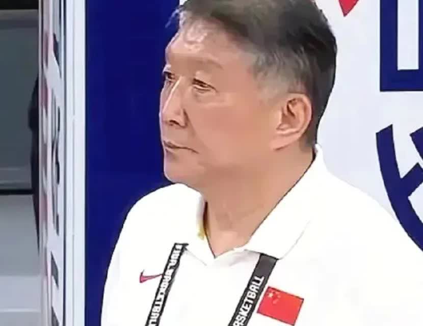 看着都为宫鲁鸣尴尬，这次女篮告别亚洲杯决赛，宫指导输在了傲慢。当