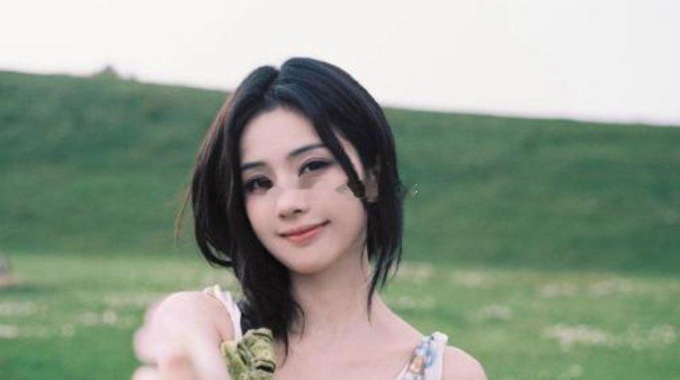 白鹿与欢娱解约后首部古装新剧官宣白鹿朝玉阶内娱体面解约天花板实锤！白鹿与欢娱影视