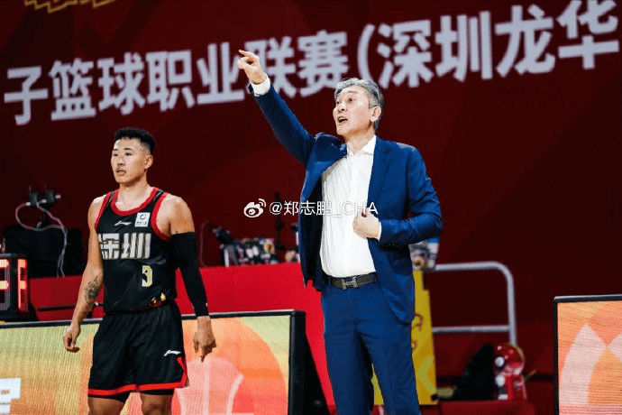 贺希宁: 每个人都在努力为球队多做点事情, 大家做得非常好