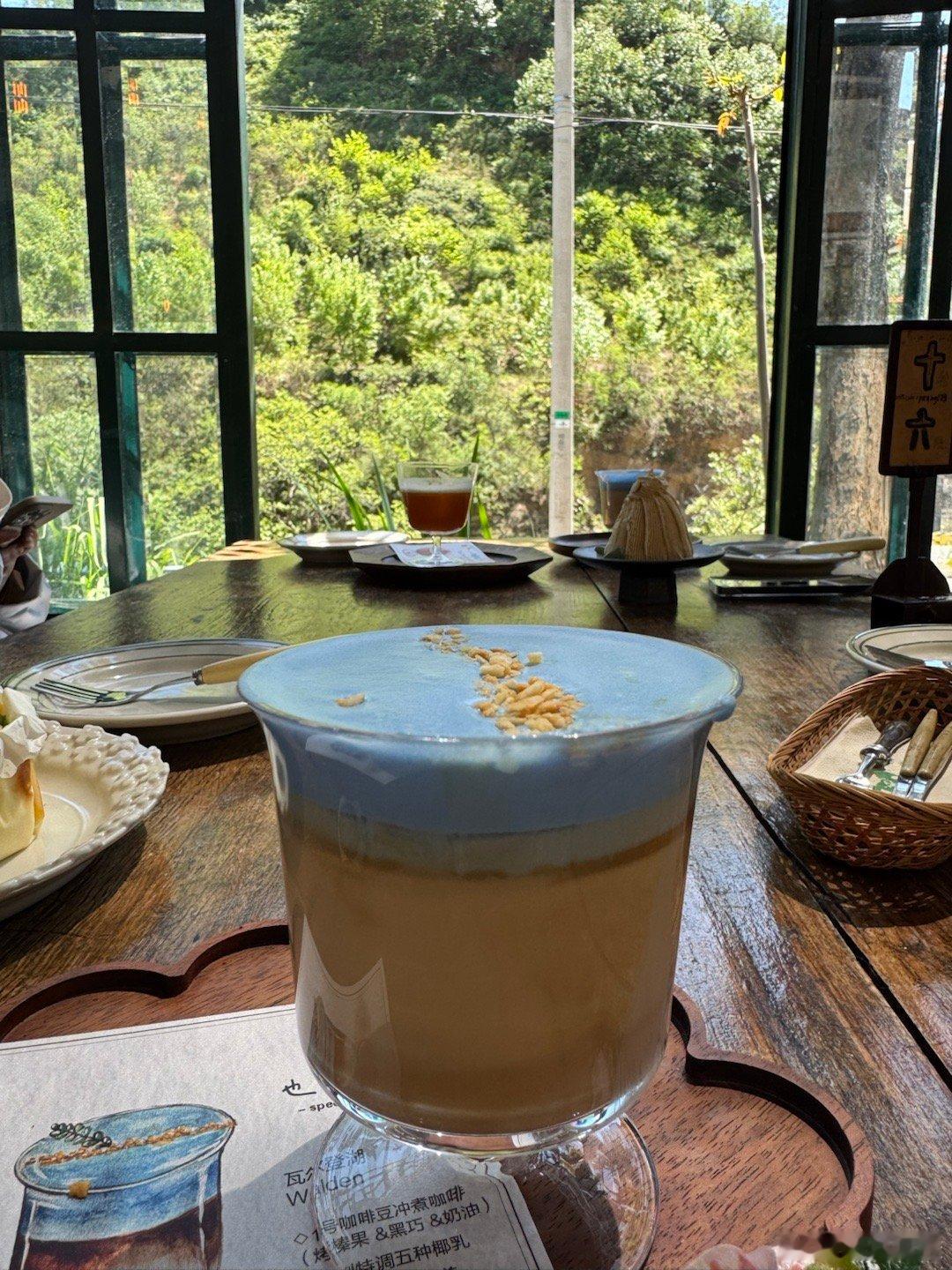 100公里，一杯咖啡​​​