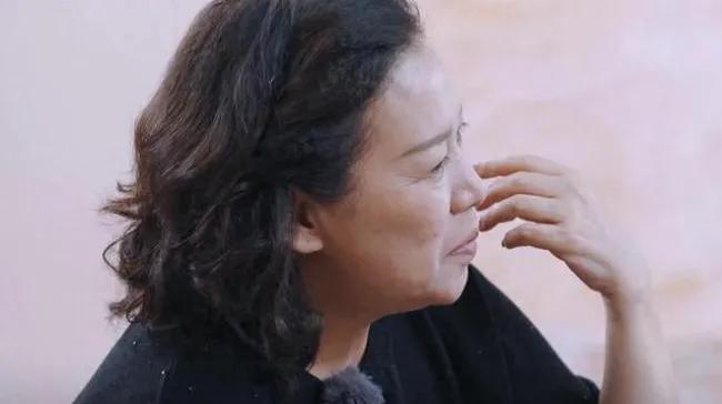 在大众眼中，奥运冠军陈梦和知名演员黄晓明，一个在体育界绽放光彩，一个在演艺圈熠熠