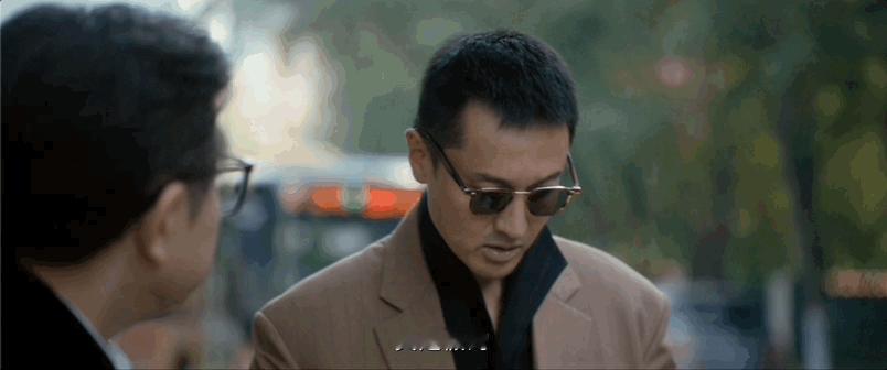 低智商犯罪我的评分：低智商犯罪云合登顶《低智商犯罪》这剧真的好好笑啊👀张一