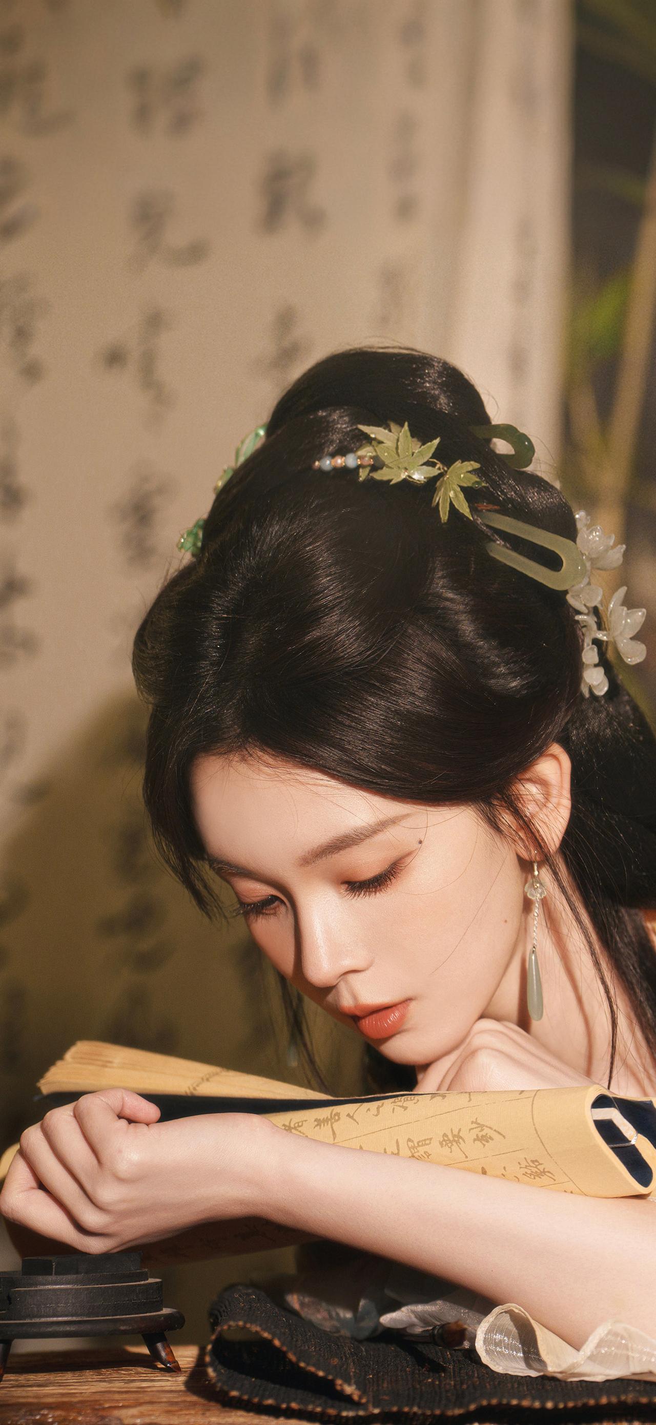 美女壁纸-第5748期-陈瑶