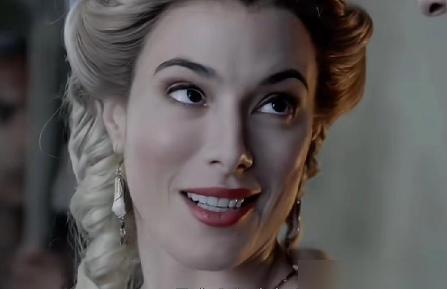 你敢信？怀孕的罗马贵妇被情敌剖腹夺子，爬着流血而死！这是2012年《斯巴达克