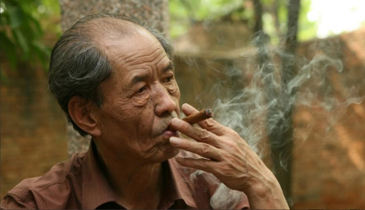 《白鹿原》拍摄期间，李沁与何冰躺在床上，抱了很久。事后，李沁刚收拾妥当，只说了一